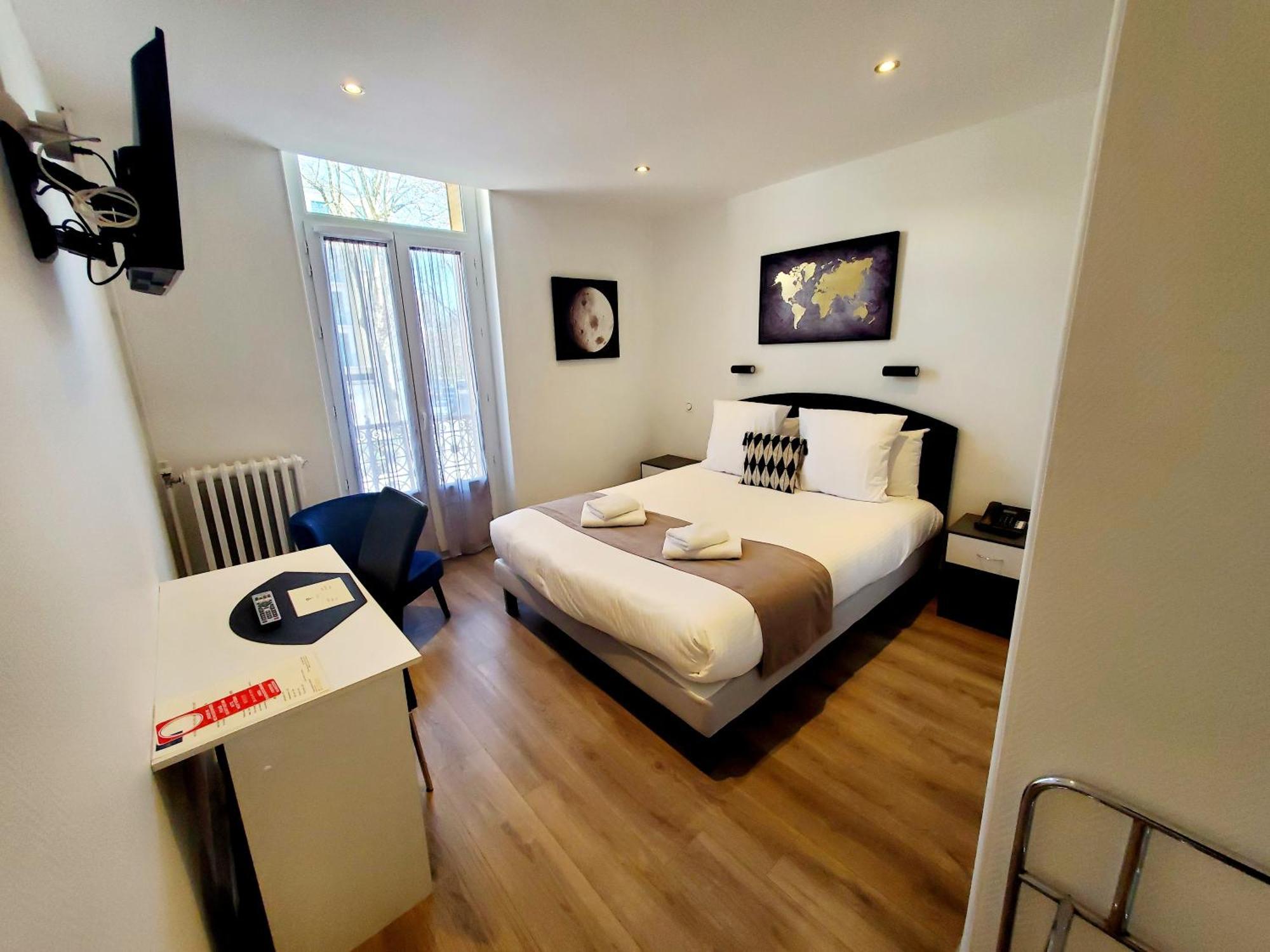 Logis Hotel Belle Etoile Vichy Exterior photo